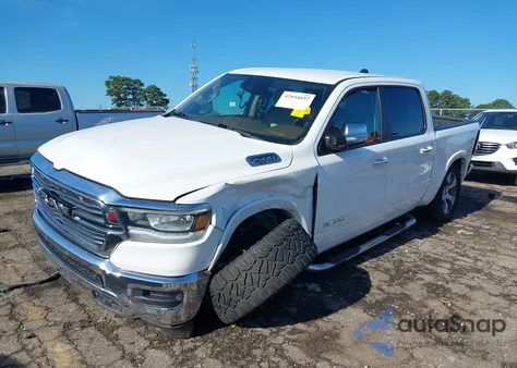 2021 Ram 1500 Laramie 4X2 5'7 Box z USA, uszkodzony, nr VIN 1C6RREJT4MN630316